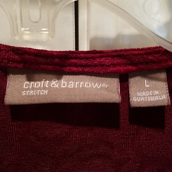 Croft & Barrow stretchy red top - Picture 2 of 3